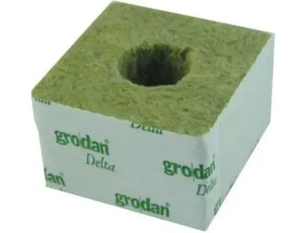 Steinwollblock mit Loch 7,5cm - 4cm